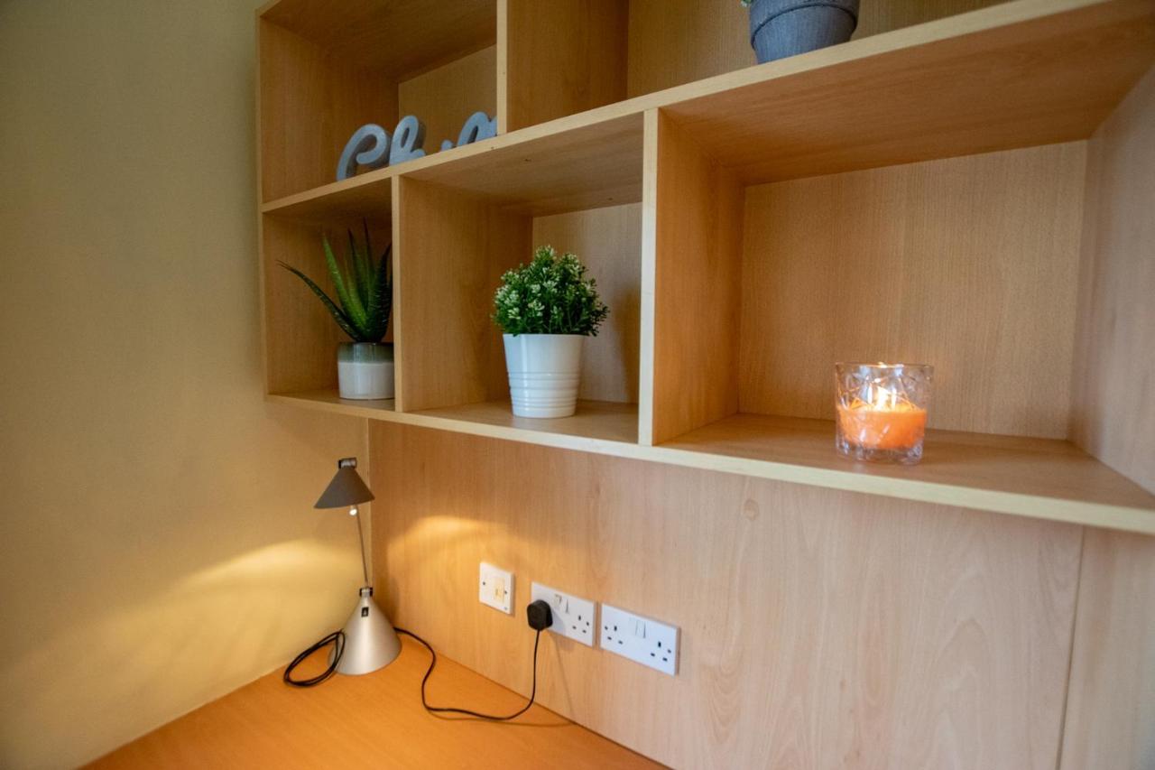 126 - Gort Na Coiribe 4 Bedroom Duplex, By Shortstays Galway Exteriör bild